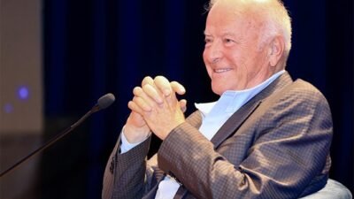 Şansal Büyüka’dan sezonun kalan bölümü için sürpriz iddia Trendyol Süper Lig'de 34. haftanın tamamlanmasının ardından Galatasaray ile Fenerbahçe