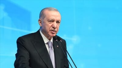 Cumhurbaşkanı Recep Tayyip Erdoğan, "Hukuka, nizama, kanunlara uyan vatandaşlarımızın hak