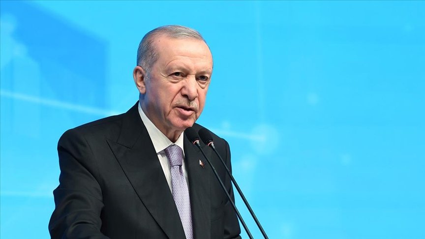 Cumhurbaşkanı Recep Tayyip Erdoğan, "Hukuka, nizama, kanunlara uyan vatandaşlarımızın hak